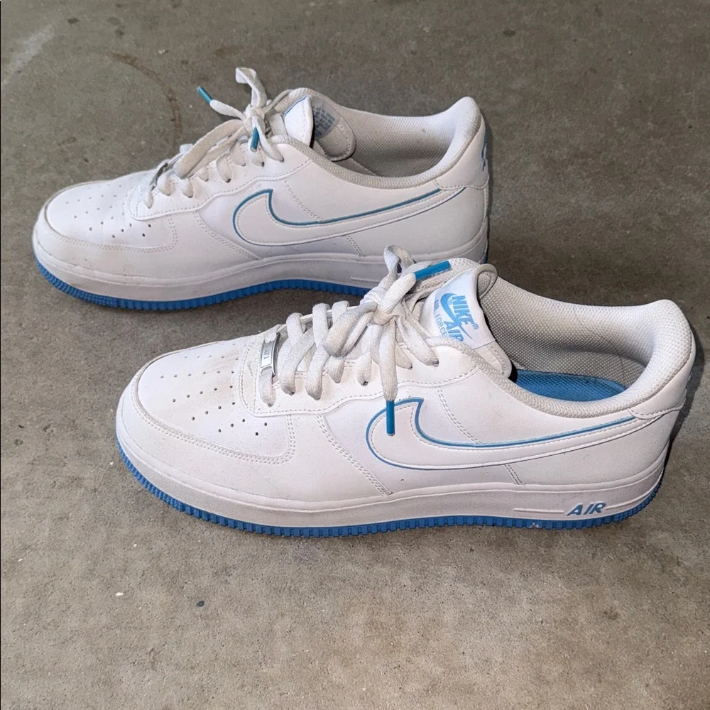 Nike Air Force 1 White with Carolina Blue Details sz12 EUC - Picture 6 of 7